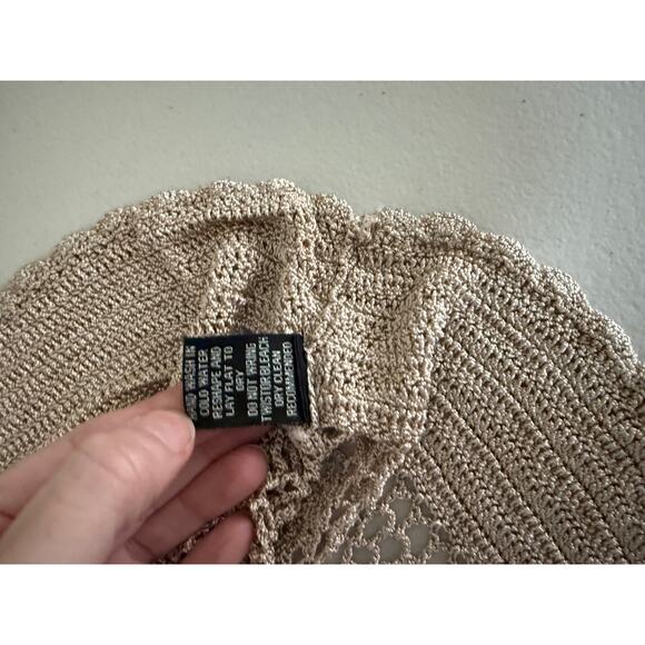 BCBG Y2K Women's Floral Crochet Tan Neutral Blouse Shirt Top Small *FLAWED* - Picture 7 of 8